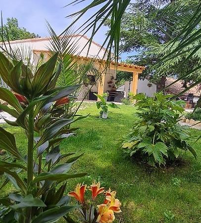 Villa Gite Les 2 Cedres Cardet Exterior foto
